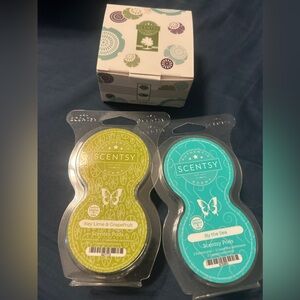 New Scentsy mini flamingo tropical fan diffuser and pods